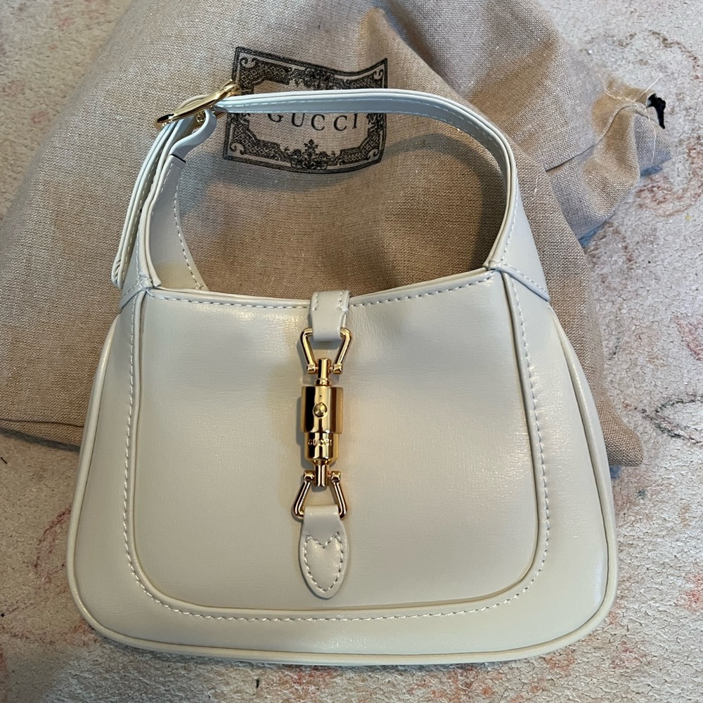 1961 Jackie white bag